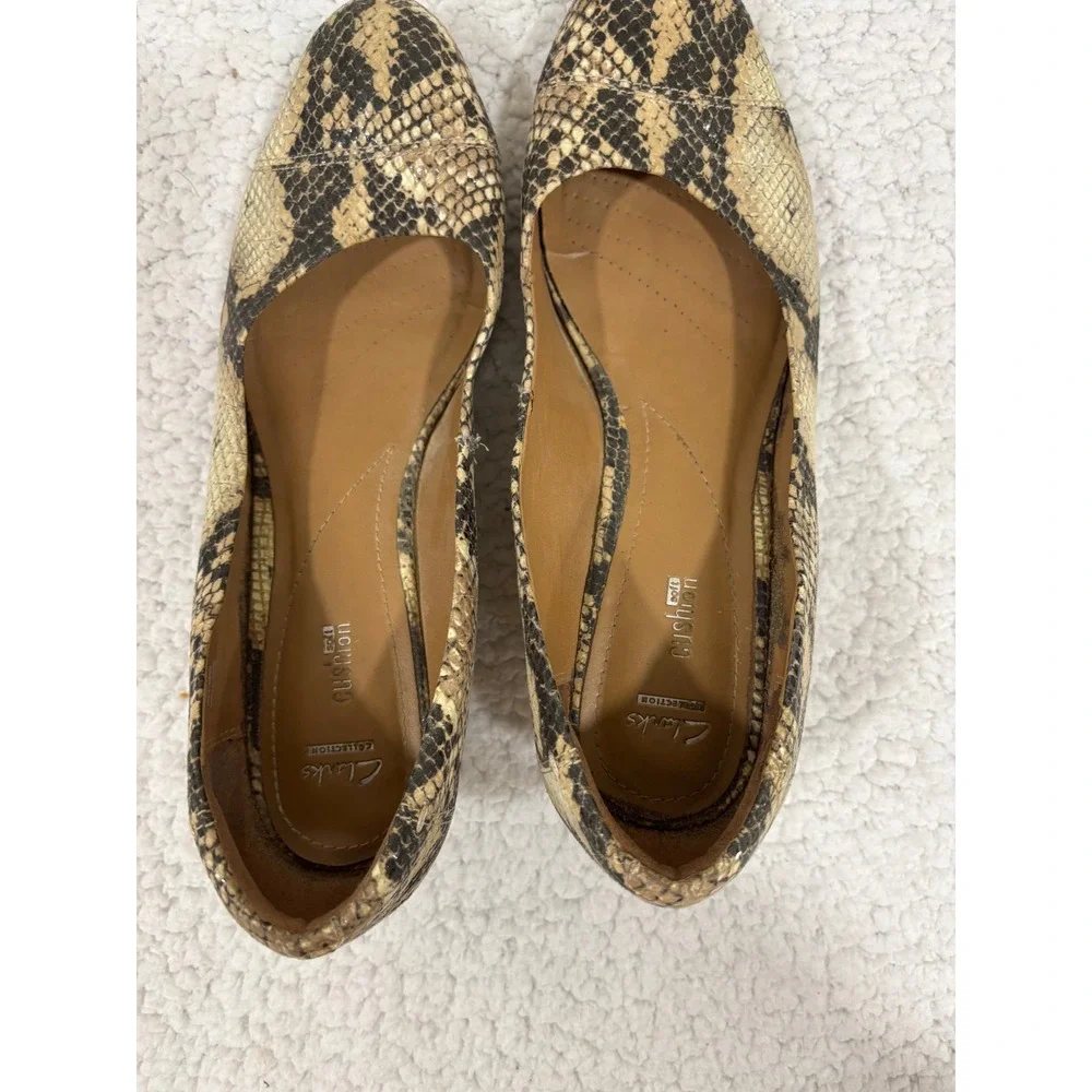 Clarks Womens 12 Tan Snakeskin Print Wedge Pump Heels Slip On Comfort Casual